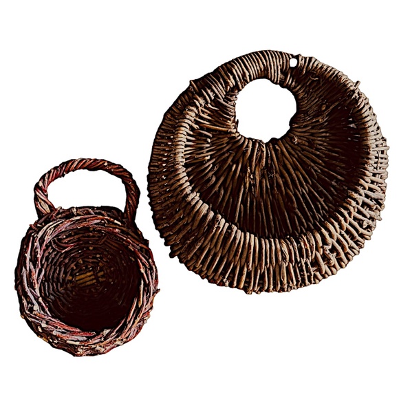 Vintage Handmade Round Woven Wicker Wall Basket (pair of 2) Rustic Farm Decor - Picture 8 of 10